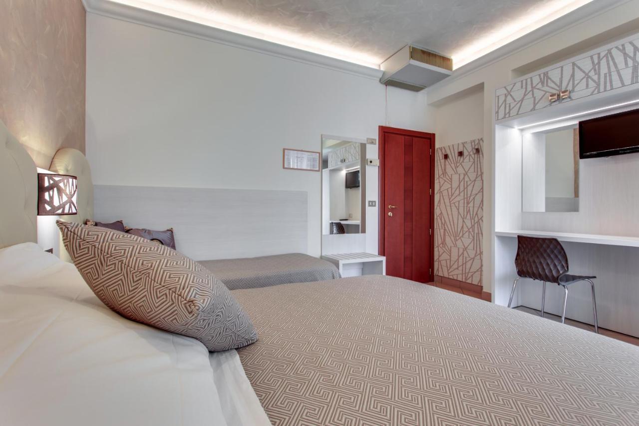 צ'סנטיקו Hotel Dolcevita מראה חיצוני תמונה